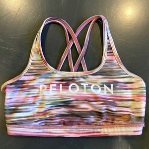 Peloton sports bra size small